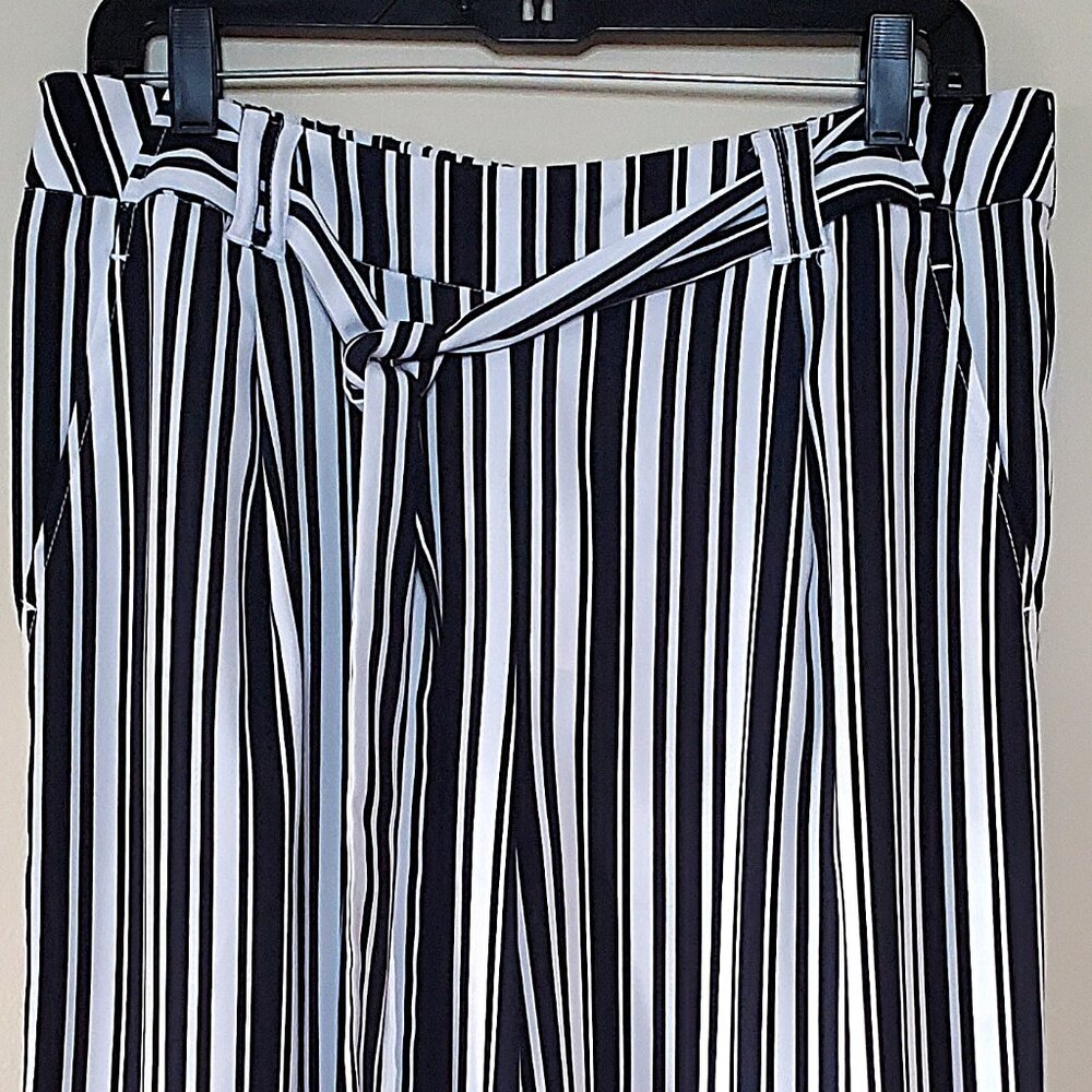 Cato Navy/White Striped High Rise Belted Wide Leg Pants SZ L - Picture 6 of 10